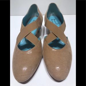 Thierry Rabotin tan mid heel elastic straps